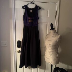 Brand new with tag Turi Landhaus sized 36. 4 pc set